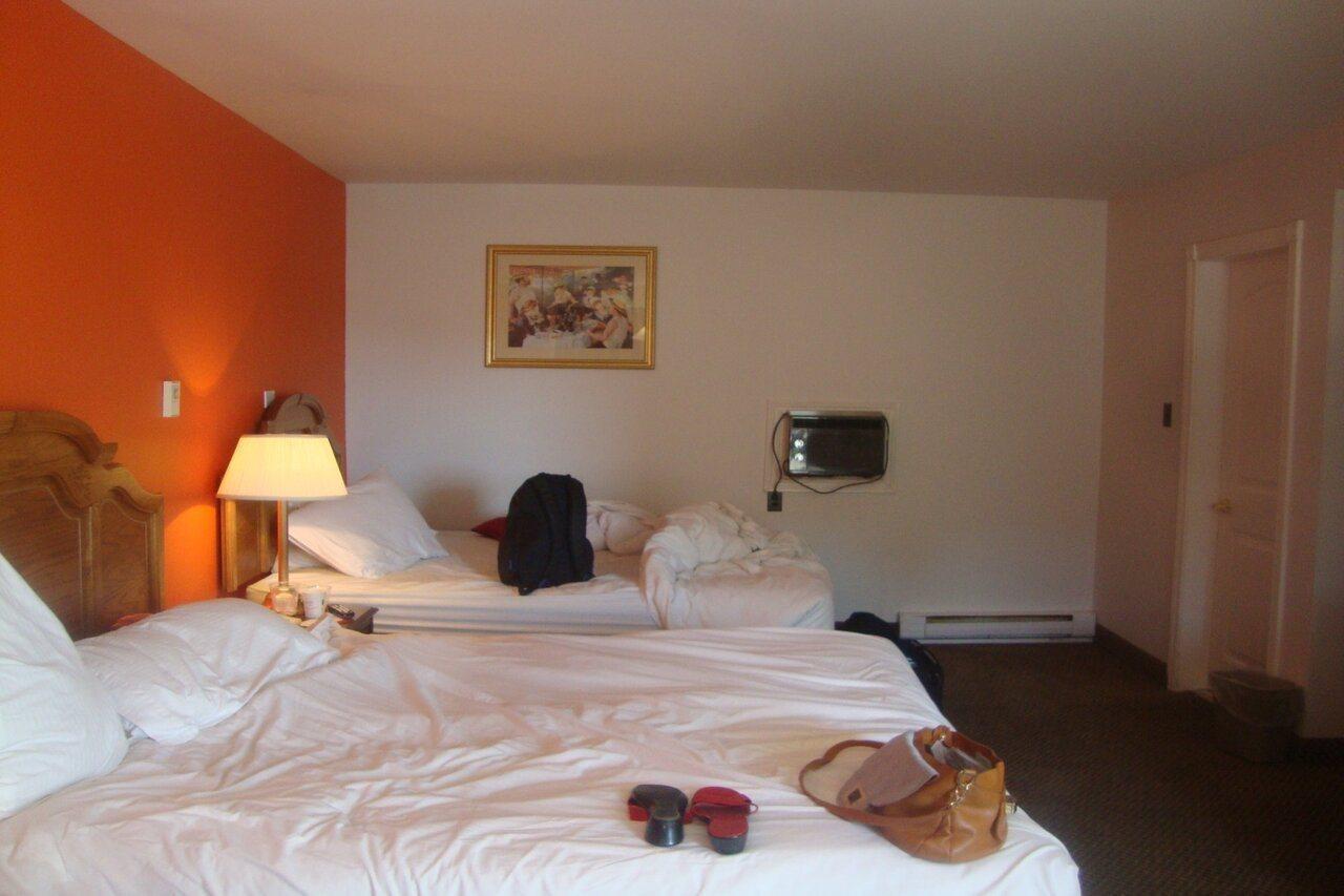 Thriftlodge By Wyndham Moncton Exterior photo